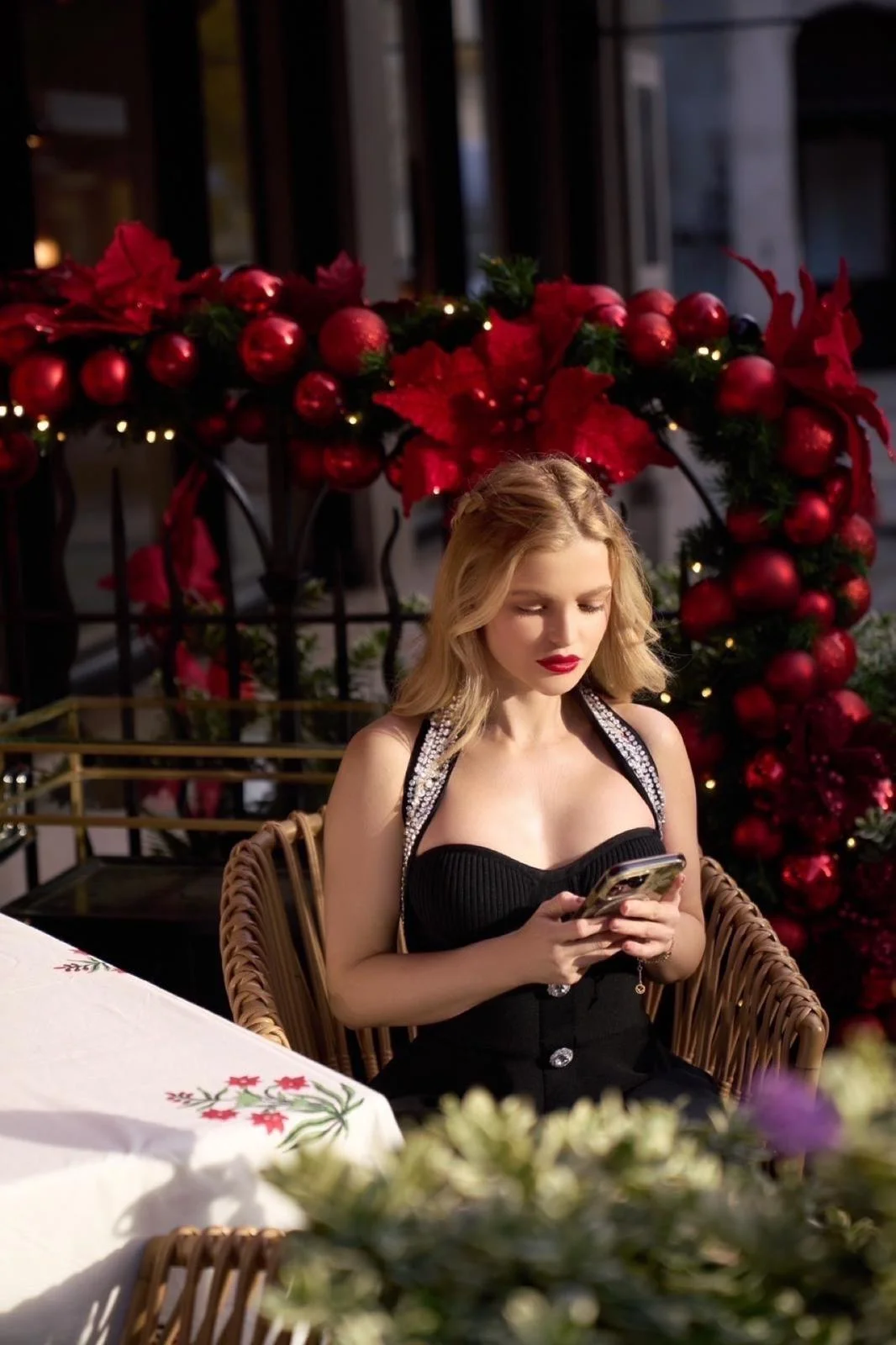 ISIVIS community look 2